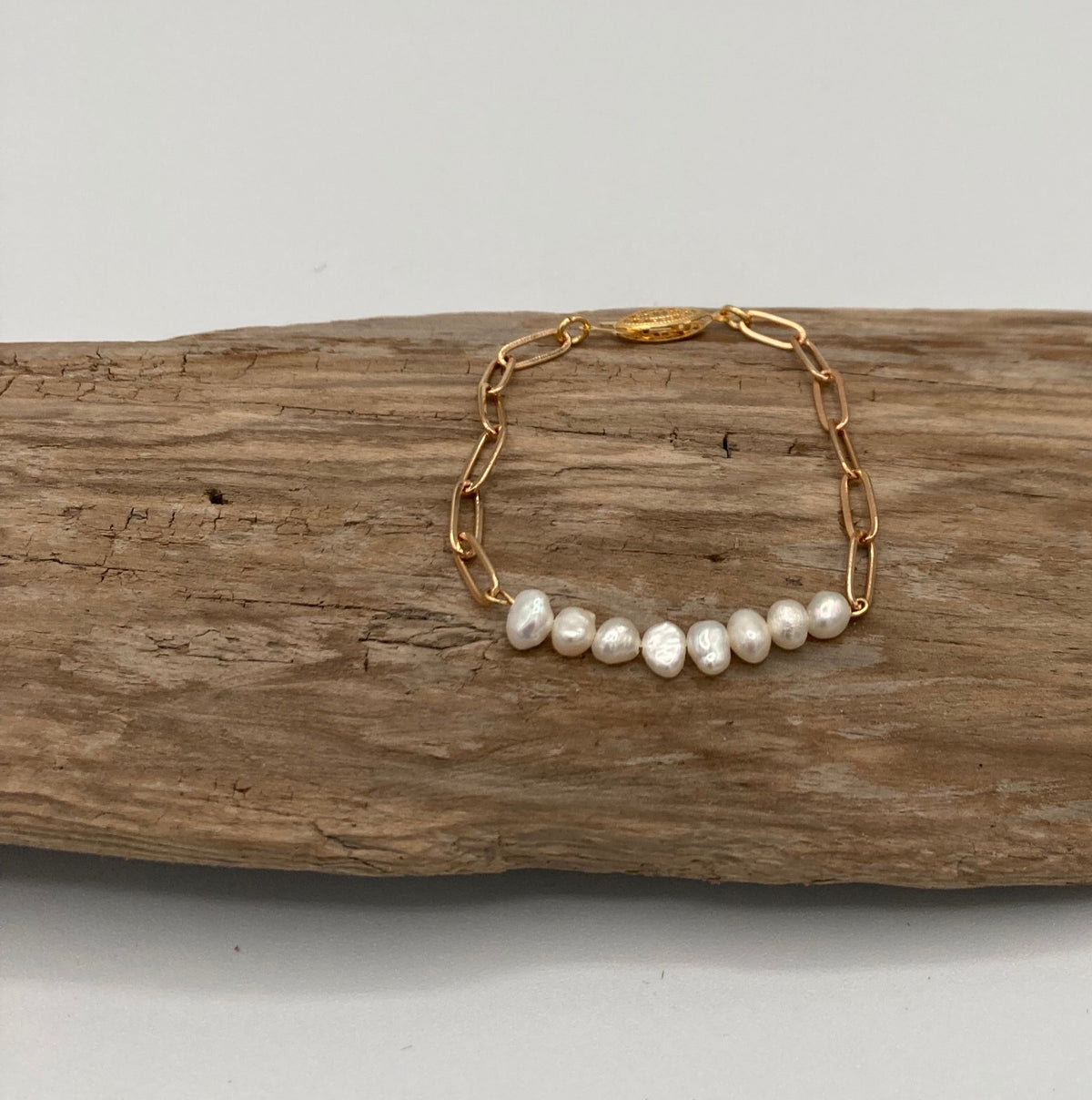 Bracelet acier inoxydable et vraies perles d&#39;eau douce blanches