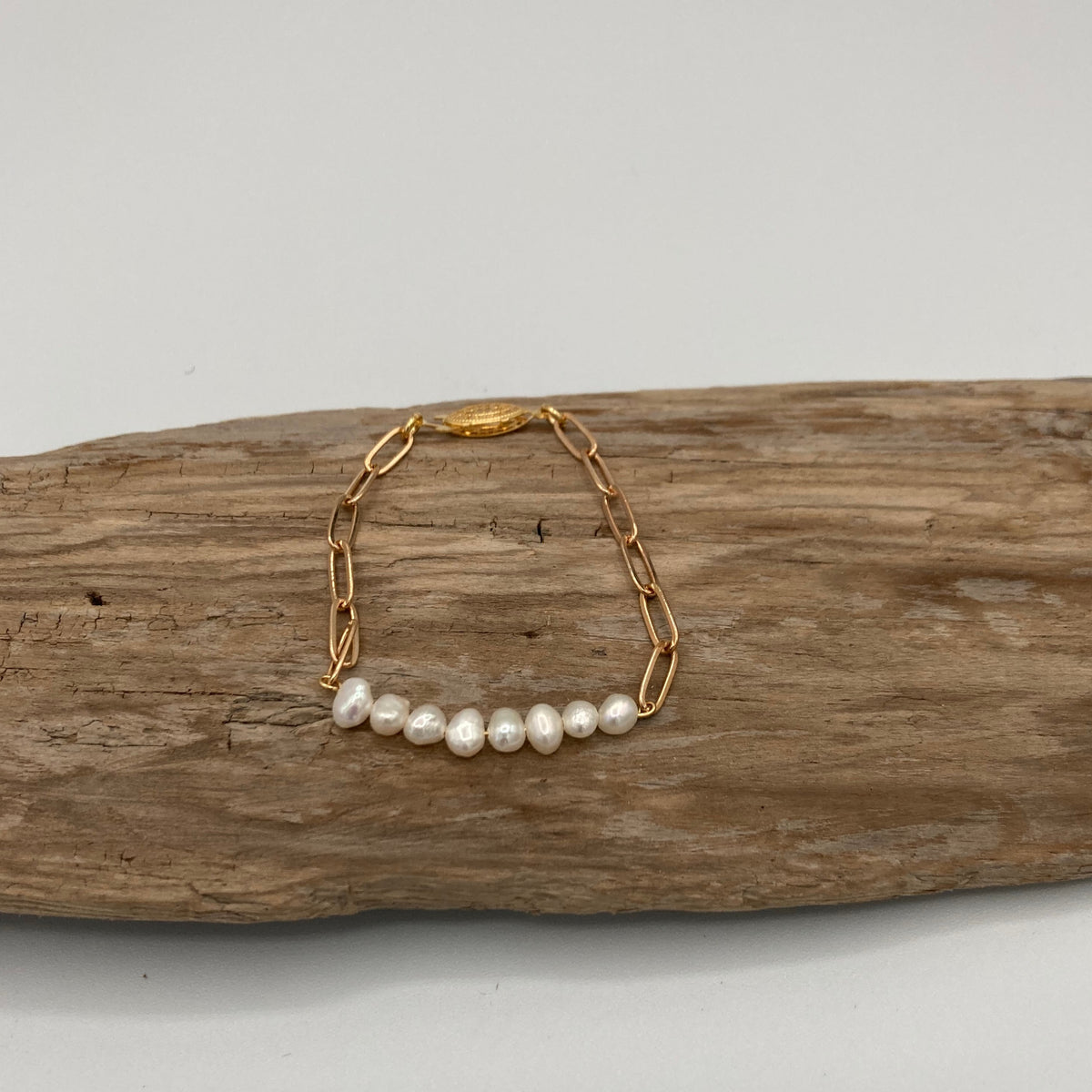 Bracelet acier inoxydable et vraies perles d&#39;eau douce blanches